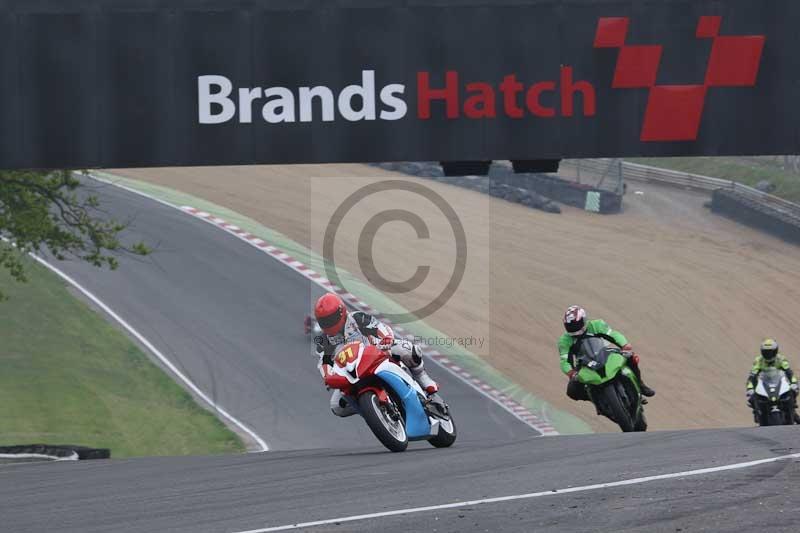 Motorcycle action photographs;Trackday digital images;brands;brands hatch photographs;event digital images;eventdigitalimages;motor racing london;no limits trackday;peter wileman photography;trackday;trackday photos