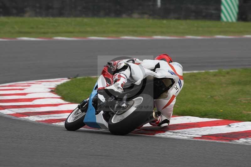 Motorcycle action photographs;Trackday digital images;brands;brands hatch photographs;event digital images;eventdigitalimages;motor racing london;no limits trackday;peter wileman photography;trackday;trackday photos