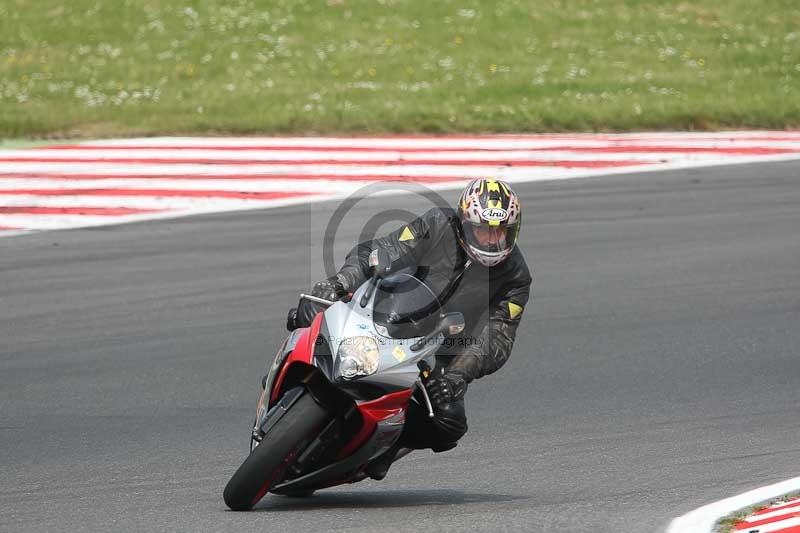 Motorcycle action photographs;Trackday digital images;brands;brands hatch photographs;event digital images;eventdigitalimages;motor racing london;no limits trackday;peter wileman photography;trackday;trackday photos