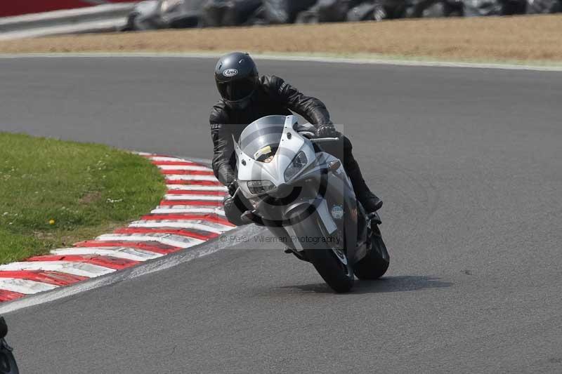 Motorcycle action photographs;Trackday digital images;brands;brands hatch photographs;event digital images;eventdigitalimages;motor racing london;no limits trackday;peter wileman photography;trackday;trackday photos