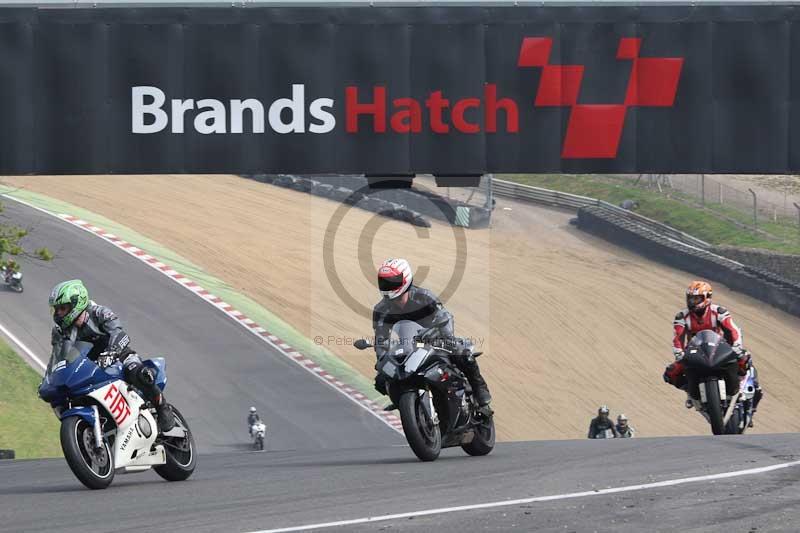 Motorcycle action photographs;Trackday digital images;brands;brands hatch photographs;event digital images;eventdigitalimages;motor racing london;no limits trackday;peter wileman photography;trackday;trackday photos