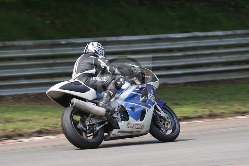 Motorcycle action photographs;Trackday digital images;brands;brands hatch photographs;event digital images;eventdigitalimages;motor racing london;no limits trackday;peter wileman photography;trackday;trackday photos