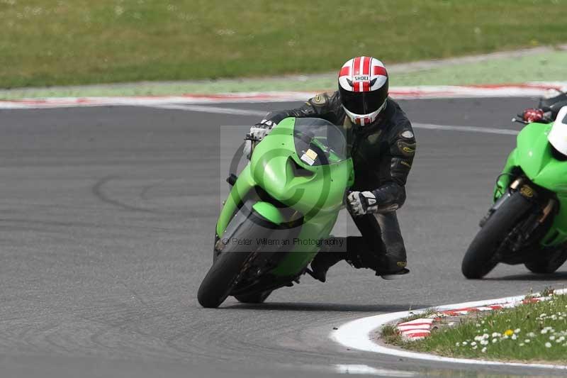 Motorcycle action photographs;Trackday digital images;brands;brands hatch photographs;event digital images;eventdigitalimages;motor racing london;no limits trackday;peter wileman photography;trackday;trackday photos