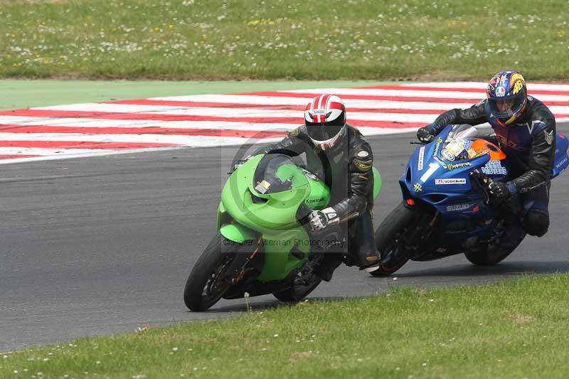 Motorcycle action photographs;Trackday digital images;brands;brands hatch photographs;event digital images;eventdigitalimages;motor racing london;no limits trackday;peter wileman photography;trackday;trackday photos