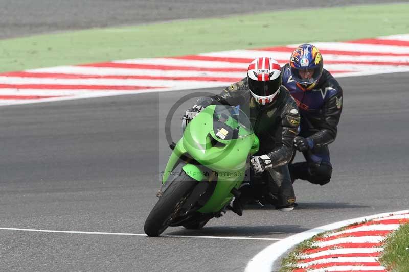 Motorcycle action photographs;Trackday digital images;brands;brands hatch photographs;event digital images;eventdigitalimages;motor racing london;no limits trackday;peter wileman photography;trackday;trackday photos