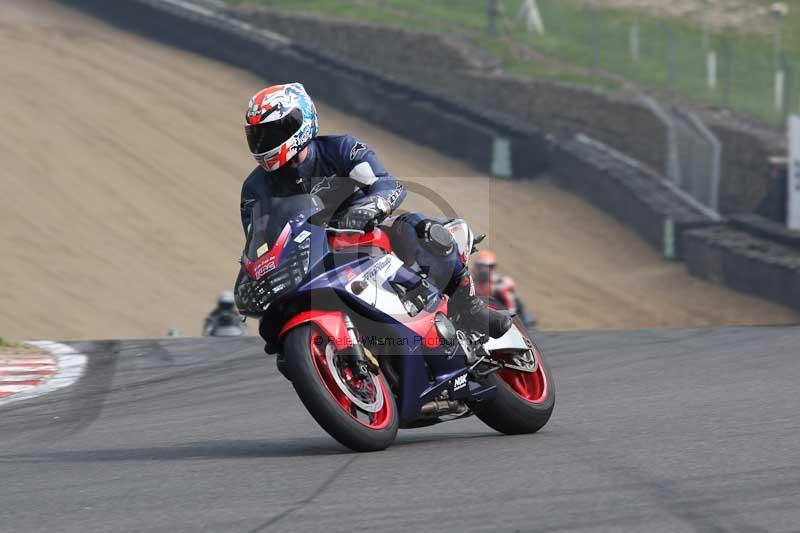 Motorcycle action photographs;Trackday digital images;brands;brands hatch photographs;event digital images;eventdigitalimages;motor racing london;no limits trackday;peter wileman photography;trackday;trackday photos