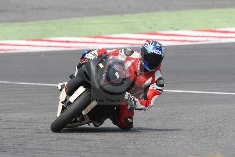 Motorcycle action photographs;Trackday digital images;brands;brands hatch photographs;event digital images;eventdigitalimages;motor racing london;no limits trackday;peter wileman photography;trackday;trackday photos