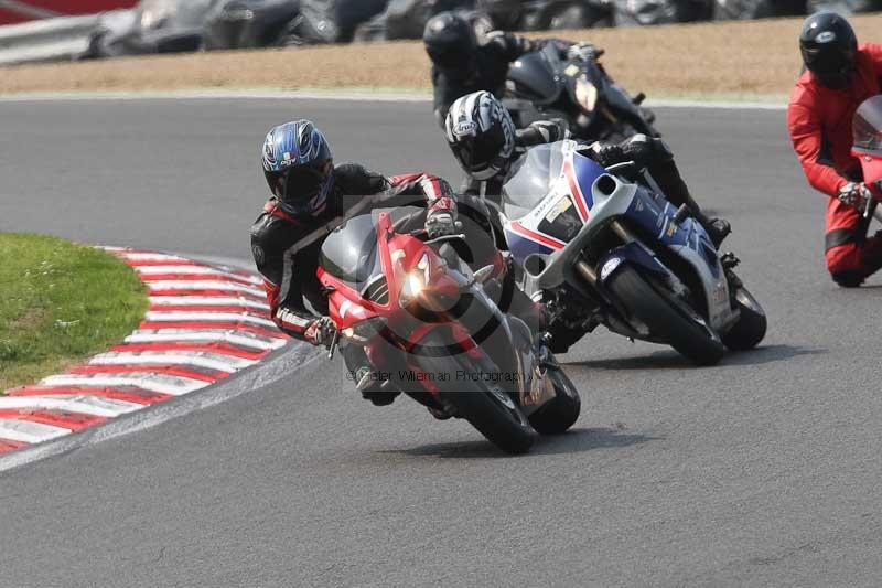 Motorcycle action photographs;Trackday digital images;brands;brands hatch photographs;event digital images;eventdigitalimages;motor racing london;no limits trackday;peter wileman photography;trackday;trackday photos