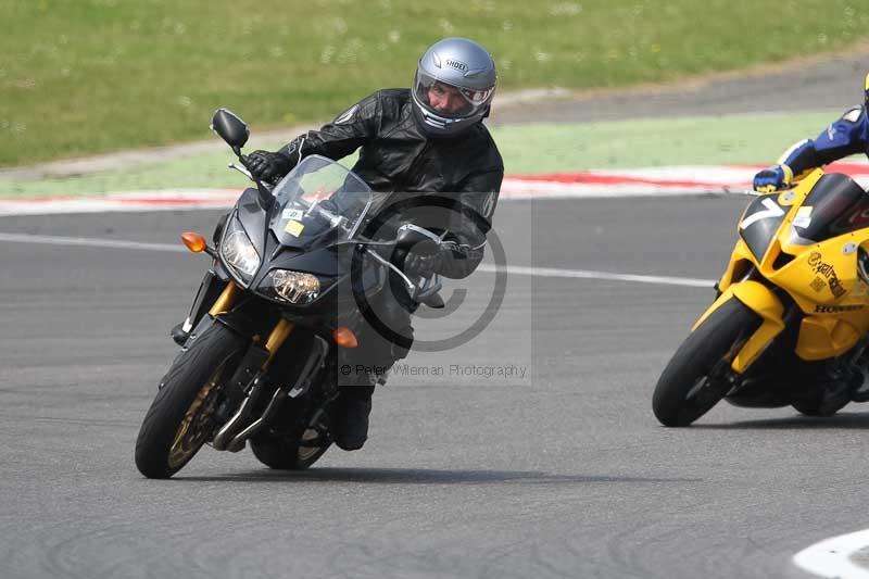 Motorcycle action photographs;Trackday digital images;brands;brands hatch photographs;event digital images;eventdigitalimages;motor racing london;no limits trackday;peter wileman photography;trackday;trackday photos