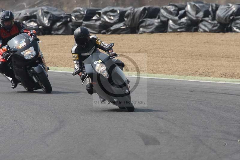 Motorcycle action photographs;Trackday digital images;brands;brands hatch photographs;event digital images;eventdigitalimages;motor racing london;no limits trackday;peter wileman photography;trackday;trackday photos