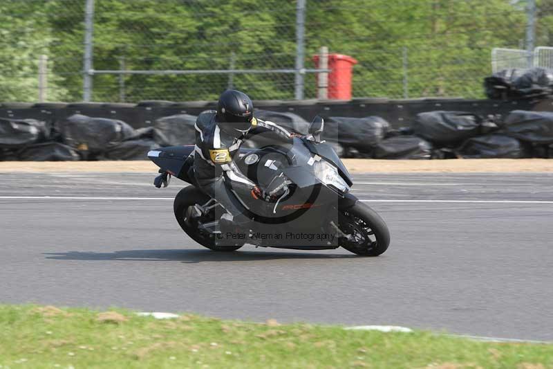 Motorcycle action photographs;Trackday digital images;brands;brands hatch photographs;event digital images;eventdigitalimages;motor racing london;no limits trackday;peter wileman photography;trackday;trackday photos