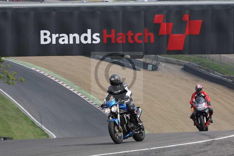 Motorcycle action photographs;Trackday digital images;brands;brands hatch photographs;event digital images;eventdigitalimages;motor racing london;no limits trackday;peter wileman photography;trackday;trackday photos