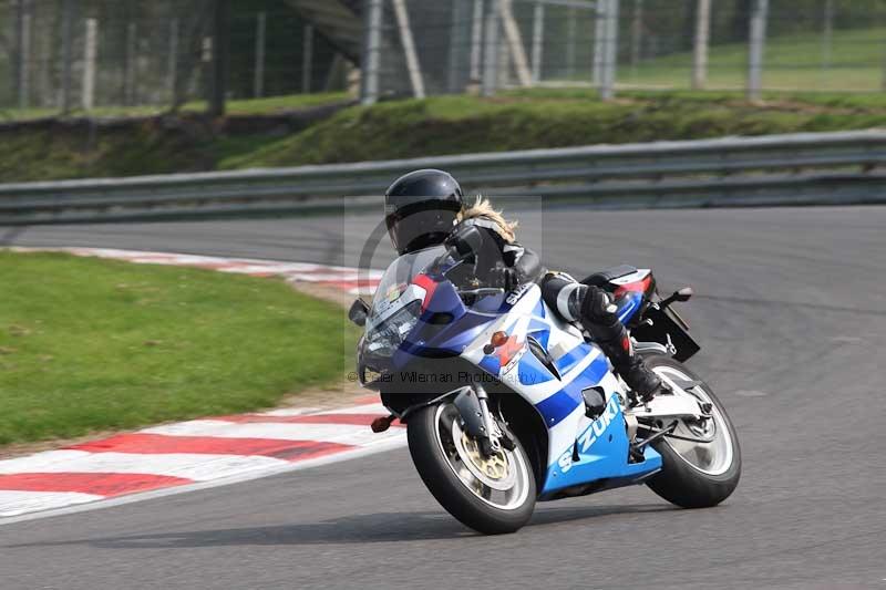 Motorcycle action photographs;Trackday digital images;brands;brands hatch photographs;event digital images;eventdigitalimages;motor racing london;no limits trackday;peter wileman photography;trackday;trackday photos