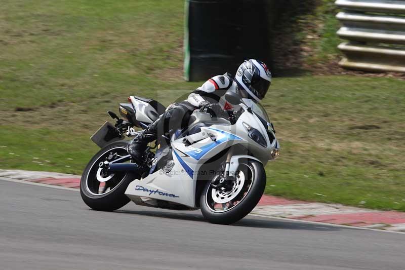 Motorcycle action photographs;Trackday digital images;brands;brands hatch photographs;event digital images;eventdigitalimages;motor racing london;no limits trackday;peter wileman photography;trackday;trackday photos