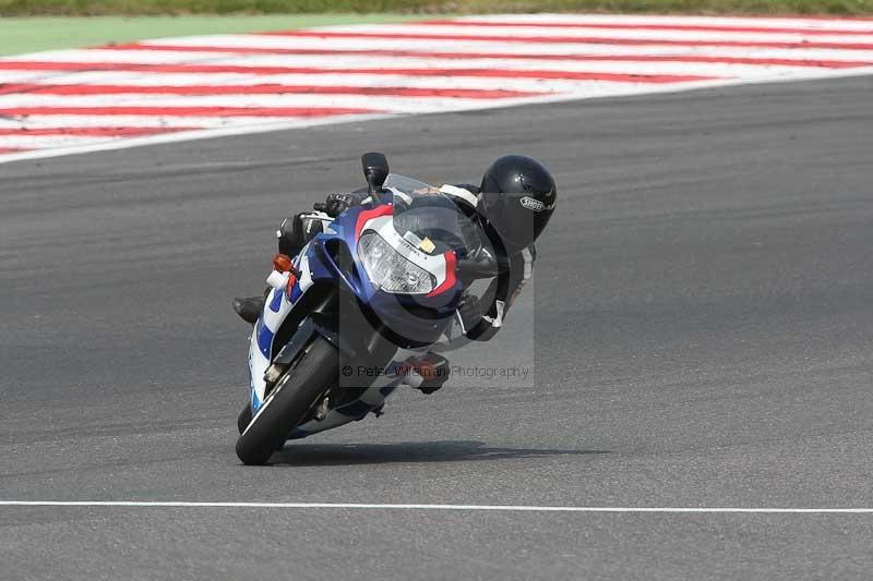 Motorcycle action photographs;Trackday digital images;brands;brands hatch photographs;event digital images;eventdigitalimages;motor racing london;no limits trackday;peter wileman photography;trackday;trackday photos