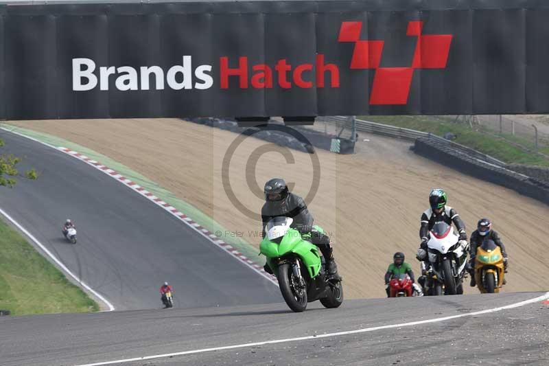 Motorcycle action photographs;Trackday digital images;brands;brands hatch photographs;event digital images;eventdigitalimages;motor racing london;no limits trackday;peter wileman photography;trackday;trackday photos