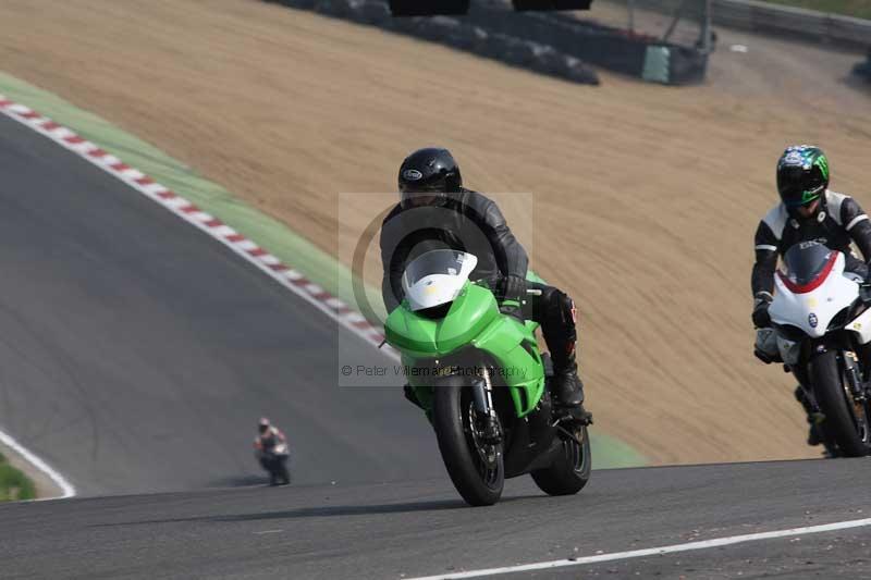 Motorcycle action photographs;Trackday digital images;brands;brands hatch photographs;event digital images;eventdigitalimages;motor racing london;no limits trackday;peter wileman photography;trackday;trackday photos