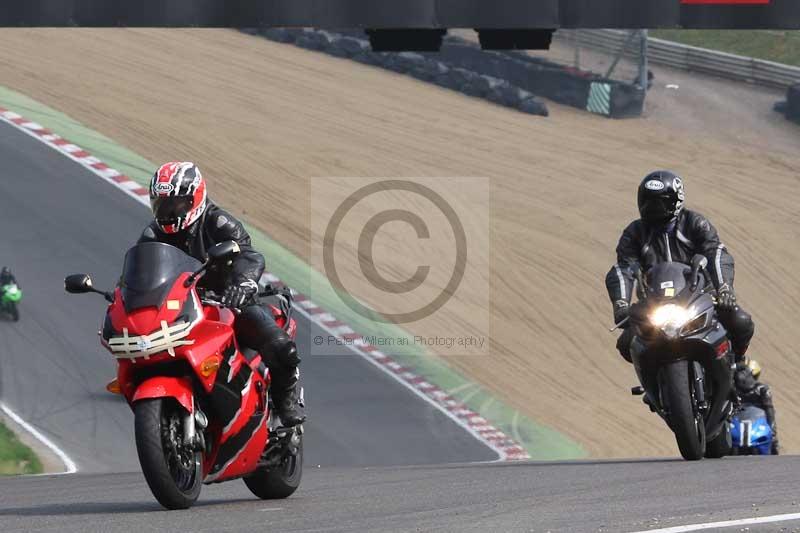 Motorcycle action photographs;Trackday digital images;brands;brands hatch photographs;event digital images;eventdigitalimages;motor racing london;no limits trackday;peter wileman photography;trackday;trackday photos