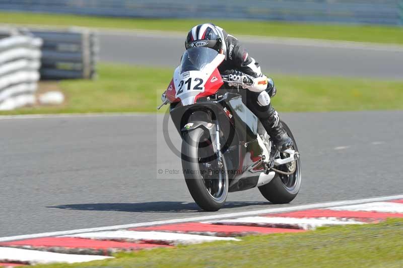 enduro digital images;event digital images;eventdigitalimages;no limits trackdays;oulton no limits trackday;oulton park cheshire;oulton trackday photographs;peter wileman photography;racing digital images;trackday digital images;trackday photos