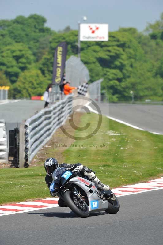 enduro digital images;event digital images;eventdigitalimages;no limits trackdays;oulton no limits trackday;oulton park cheshire;oulton trackday photographs;peter wileman photography;racing digital images;trackday digital images;trackday photos