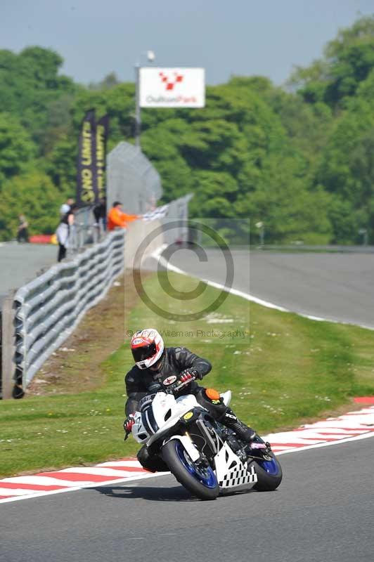 enduro digital images;event digital images;eventdigitalimages;no limits trackdays;oulton no limits trackday;oulton park cheshire;oulton trackday photographs;peter wileman photography;racing digital images;trackday digital images;trackday photos