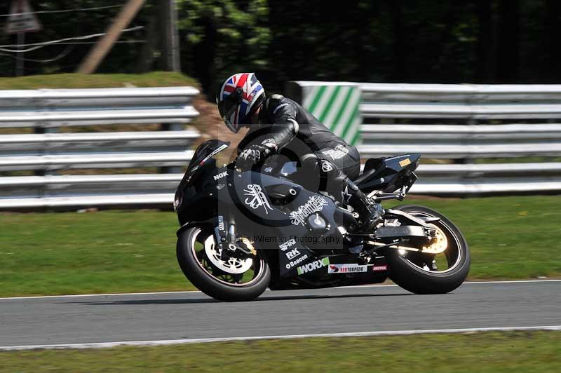 enduro digital images;event digital images;eventdigitalimages;no limits trackdays;oulton no limits trackday;oulton park cheshire;oulton trackday photographs;peter wileman photography;racing digital images;trackday digital images;trackday photos