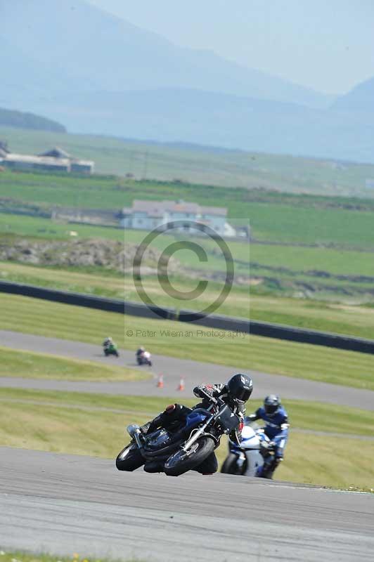 anglesey no limits trackday;anglesey photographs;anglesey trackday photographs;enduro digital images;event digital images;eventdigitalimages;no limits trackdays;peter wileman photography;racing digital images;trac mon;trackday digital images;trackday photos;ty croes