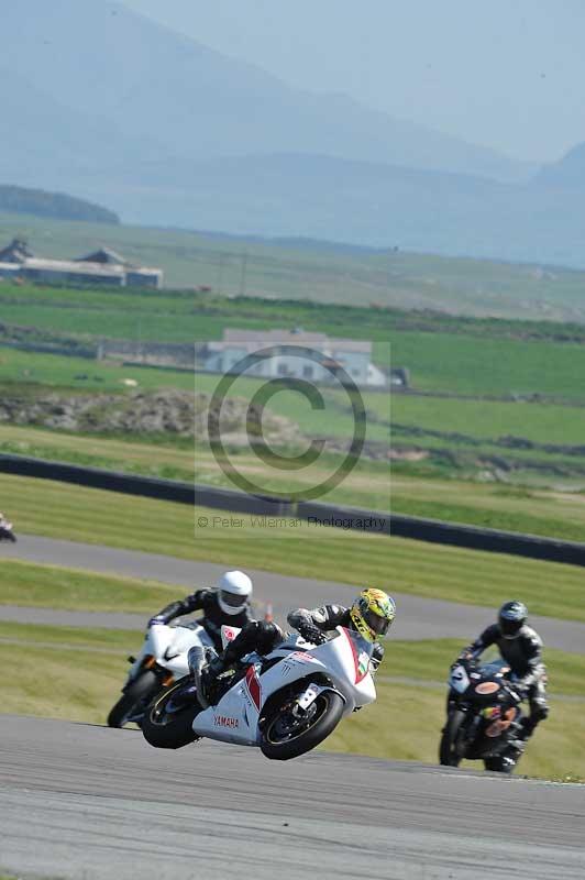 anglesey no limits trackday;anglesey photographs;anglesey trackday photographs;enduro digital images;event digital images;eventdigitalimages;no limits trackdays;peter wileman photography;racing digital images;trac mon;trackday digital images;trackday photos;ty croes