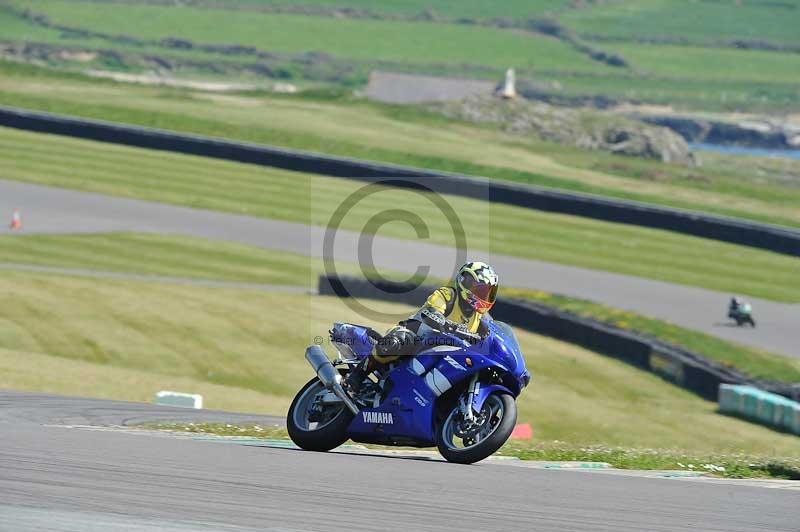 anglesey no limits trackday;anglesey photographs;anglesey trackday photographs;enduro digital images;event digital images;eventdigitalimages;no limits trackdays;peter wileman photography;racing digital images;trac mon;trackday digital images;trackday photos;ty croes