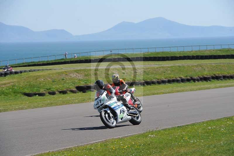 anglesey no limits trackday;anglesey photographs;anglesey trackday photographs;enduro digital images;event digital images;eventdigitalimages;no limits trackdays;peter wileman photography;racing digital images;trac mon;trackday digital images;trackday photos;ty croes