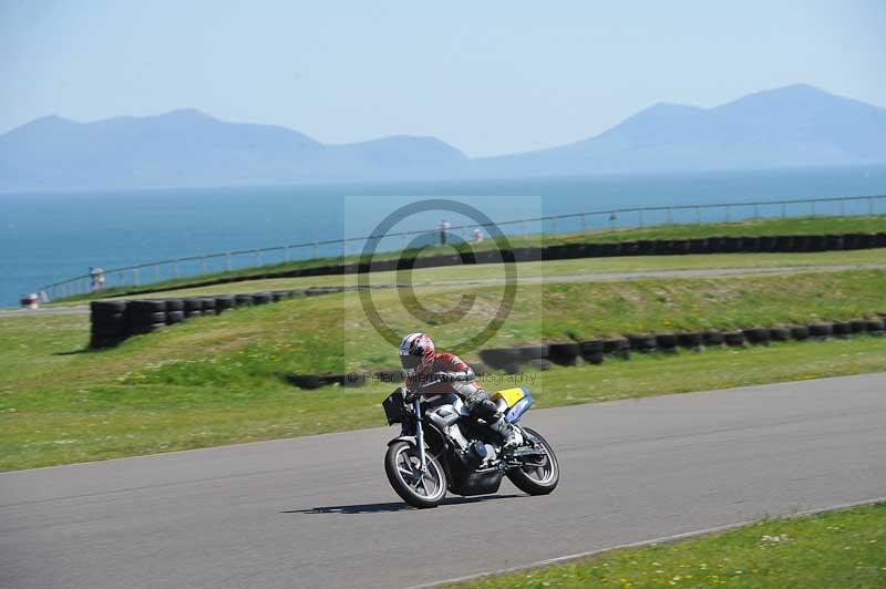 anglesey no limits trackday;anglesey photographs;anglesey trackday photographs;enduro digital images;event digital images;eventdigitalimages;no limits trackdays;peter wileman photography;racing digital images;trac mon;trackday digital images;trackday photos;ty croes