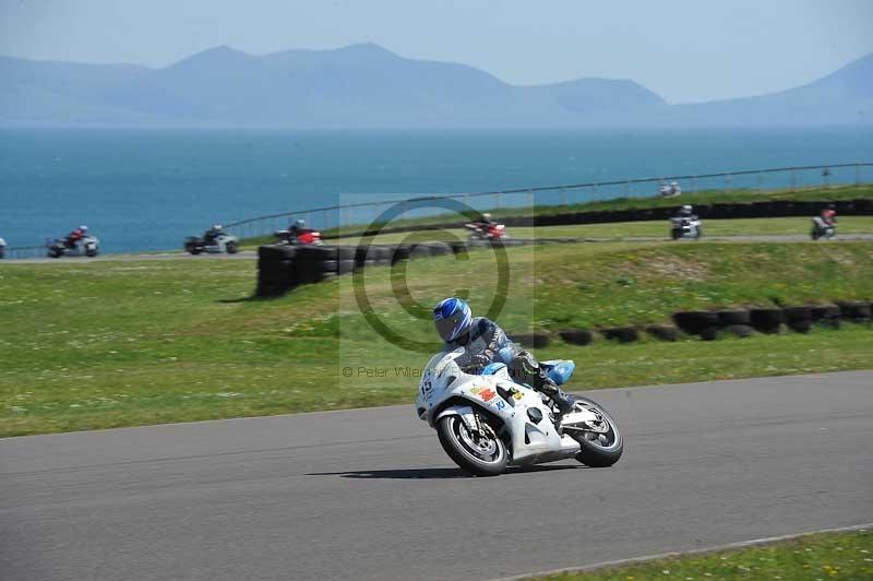 anglesey no limits trackday;anglesey photographs;anglesey trackday photographs;enduro digital images;event digital images;eventdigitalimages;no limits trackdays;peter wileman photography;racing digital images;trac mon;trackday digital images;trackday photos;ty croes