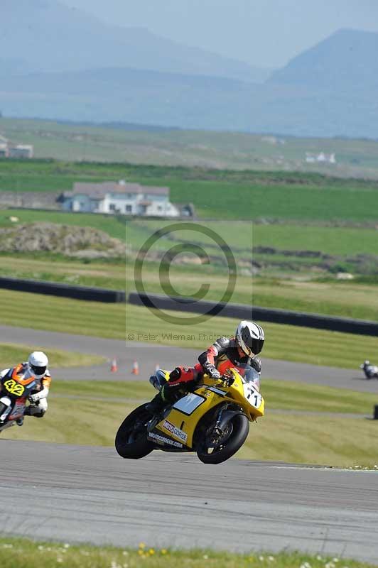 anglesey no limits trackday;anglesey photographs;anglesey trackday photographs;enduro digital images;event digital images;eventdigitalimages;no limits trackdays;peter wileman photography;racing digital images;trac mon;trackday digital images;trackday photos;ty croes