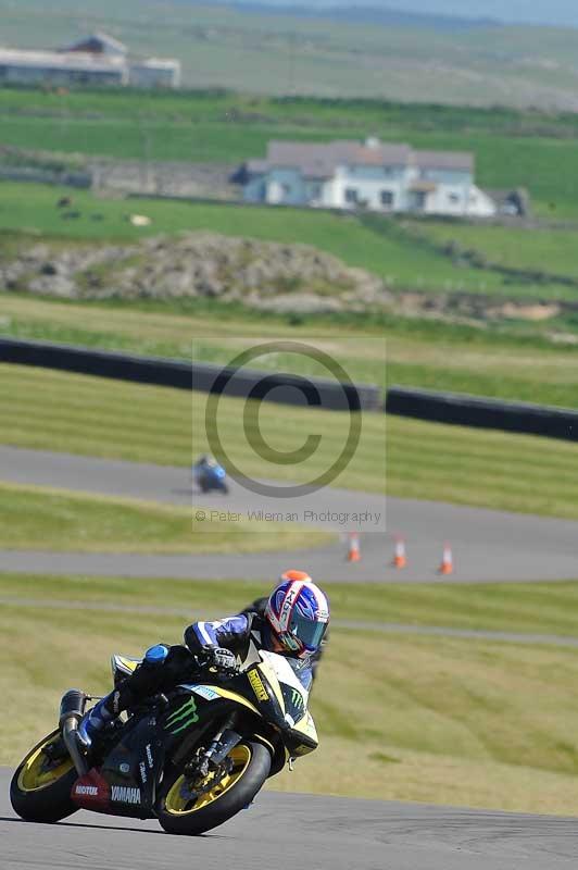 anglesey no limits trackday;anglesey photographs;anglesey trackday photographs;enduro digital images;event digital images;eventdigitalimages;no limits trackdays;peter wileman photography;racing digital images;trac mon;trackday digital images;trackday photos;ty croes