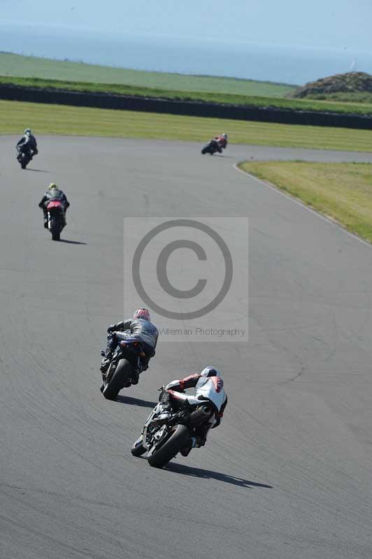 anglesey no limits trackday;anglesey photographs;anglesey trackday photographs;enduro digital images;event digital images;eventdigitalimages;no limits trackdays;peter wileman photography;racing digital images;trac mon;trackday digital images;trackday photos;ty croes