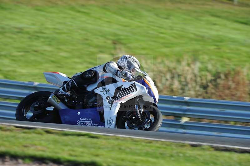 enduro digital images;event digital images;eventdigitalimages;no limits trackdays;oulton no limits trackday;oulton park cheshire;oulton trackday photographs;peter wileman photography;racing digital images;trackday digital images;trackday photos