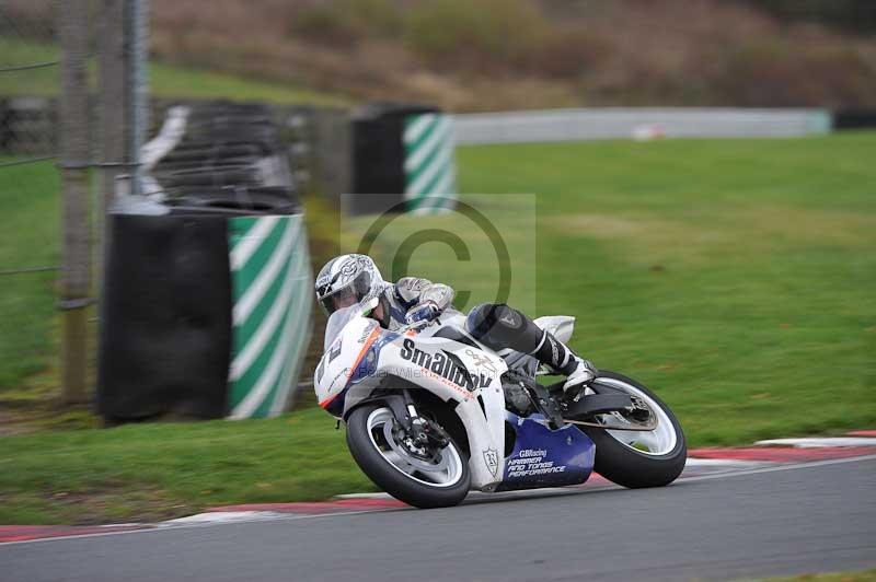 enduro digital images;event digital images;eventdigitalimages;no limits trackdays;oulton no limits trackday;oulton park cheshire;oulton trackday photographs;peter wileman photography;racing digital images;trackday digital images;trackday photos