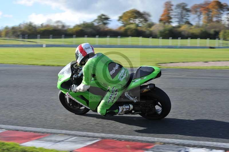 enduro digital images;event digital images;eventdigitalimages;no limits trackdays;oulton no limits trackday;oulton park cheshire;oulton trackday photographs;peter wileman photography;racing digital images;trackday digital images;trackday photos