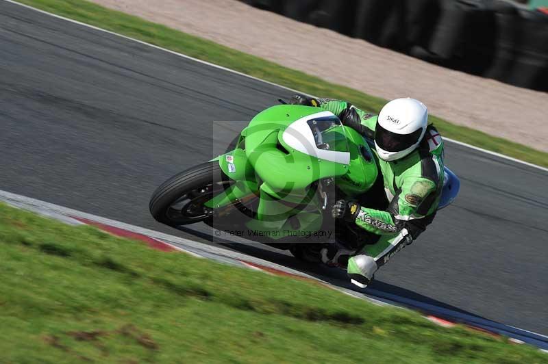 enduro digital images;event digital images;eventdigitalimages;no limits trackdays;oulton no limits trackday;oulton park cheshire;oulton trackday photographs;peter wileman photography;racing digital images;trackday digital images;trackday photos