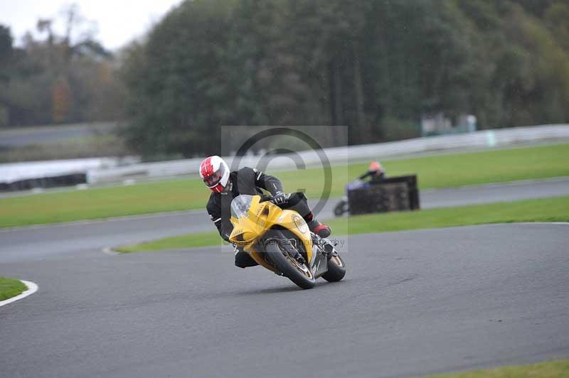 enduro digital images;event digital images;eventdigitalimages;no limits trackdays;oulton no limits trackday;oulton park cheshire;oulton trackday photographs;peter wileman photography;racing digital images;trackday digital images;trackday photos