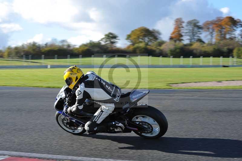 enduro digital images;event digital images;eventdigitalimages;no limits trackdays;oulton no limits trackday;oulton park cheshire;oulton trackday photographs;peter wileman photography;racing digital images;trackday digital images;trackday photos