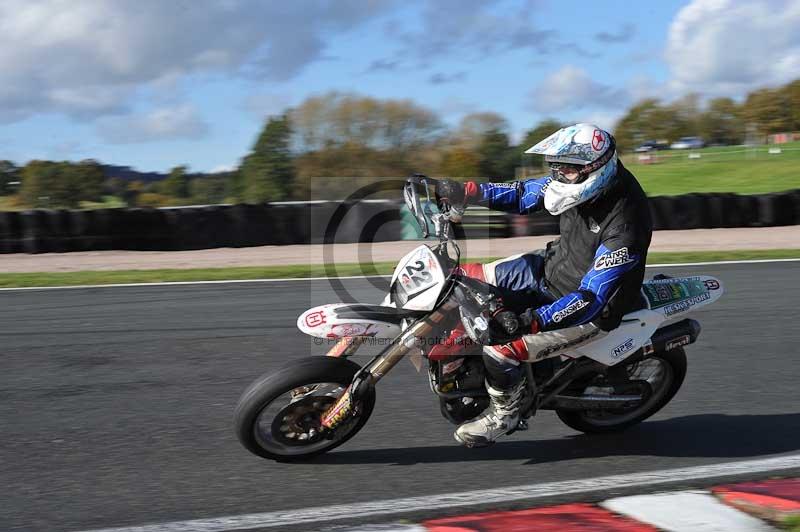 enduro digital images;event digital images;eventdigitalimages;no limits trackdays;oulton no limits trackday;oulton park cheshire;oulton trackday photographs;peter wileman photography;racing digital images;trackday digital images;trackday photos