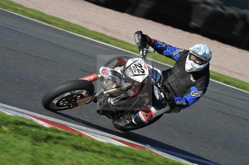 enduro digital images;event digital images;eventdigitalimages;no limits trackdays;oulton no limits trackday;oulton park cheshire;oulton trackday photographs;peter wileman photography;racing digital images;trackday digital images;trackday photos