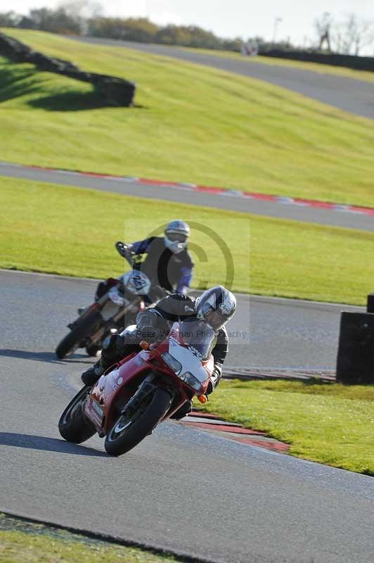 enduro digital images;event digital images;eventdigitalimages;no limits trackdays;oulton no limits trackday;oulton park cheshire;oulton trackday photographs;peter wileman photography;racing digital images;trackday digital images;trackday photos