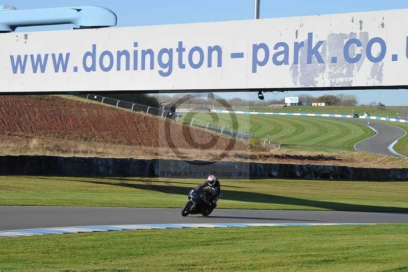 Motorcycle action photographs;donington;donington park leicestershire;donington photographs;event digital images;eventdigitalimages;no limits trackday;peter wileman photography;trackday;trackday digital images;trackday photos