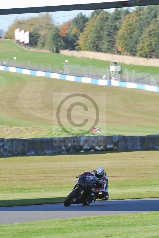 Motorcycle action photographs;donington;donington park leicestershire;donington photographs;event digital images;eventdigitalimages;no limits trackday;peter wileman photography;trackday;trackday digital images;trackday photos