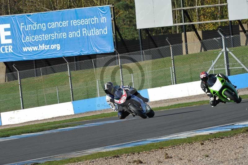 Motorcycle action photographs;donington;donington park leicestershire;donington photographs;event digital images;eventdigitalimages;no limits trackday;peter wileman photography;trackday;trackday digital images;trackday photos