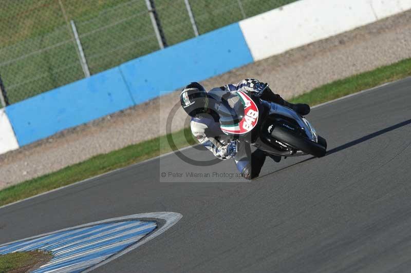 Motorcycle action photographs;donington;donington park leicestershire;donington photographs;event digital images;eventdigitalimages;no limits trackday;peter wileman photography;trackday;trackday digital images;trackday photos