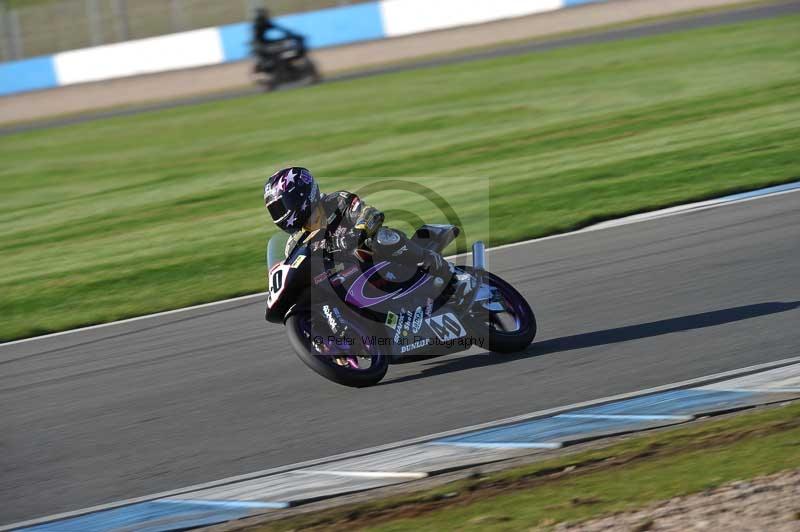 Motorcycle action photographs;donington;donington park leicestershire;donington photographs;event digital images;eventdigitalimages;no limits trackday;peter wileman photography;trackday;trackday digital images;trackday photos