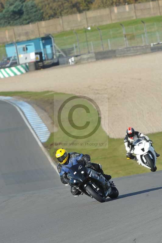 Motorcycle action photographs;donington;donington park leicestershire;donington photographs;event digital images;eventdigitalimages;no limits trackday;peter wileman photography;trackday;trackday digital images;trackday photos